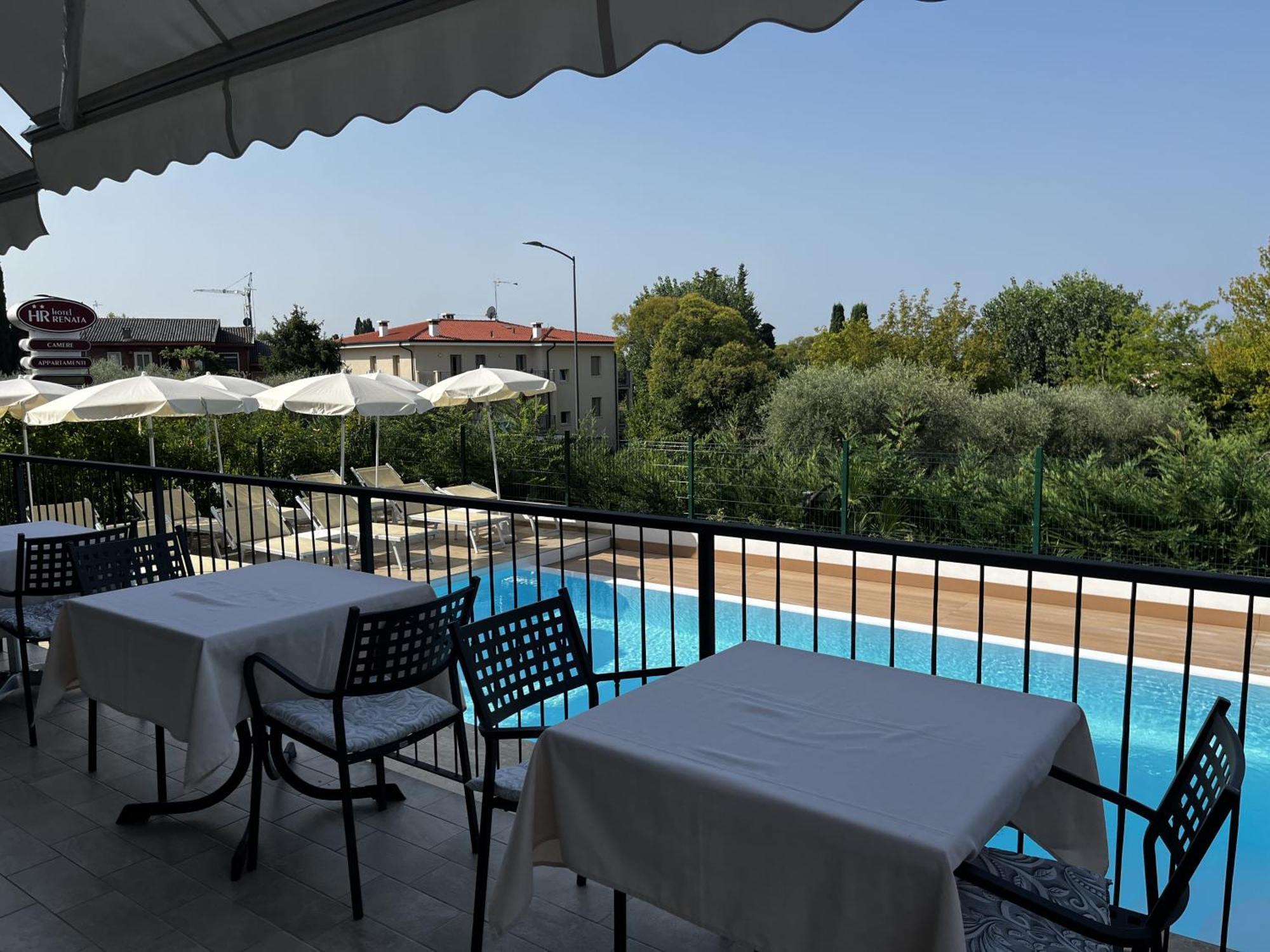 Hotel Renata Лацизе Екстериор снимка